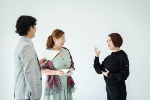 演技が固いのは、足りないからではない｜身体の力みを減らすと声・思考・感情が変わる